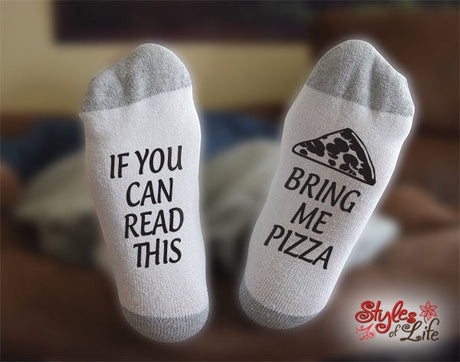 If You Can Read This Bring Me Pizza Socks
